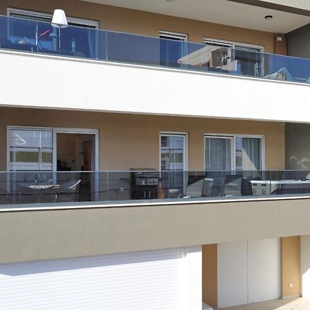 Apartment Relex With Pool & Jacuzzi Privlaka  Dış mekan fotoğraf
