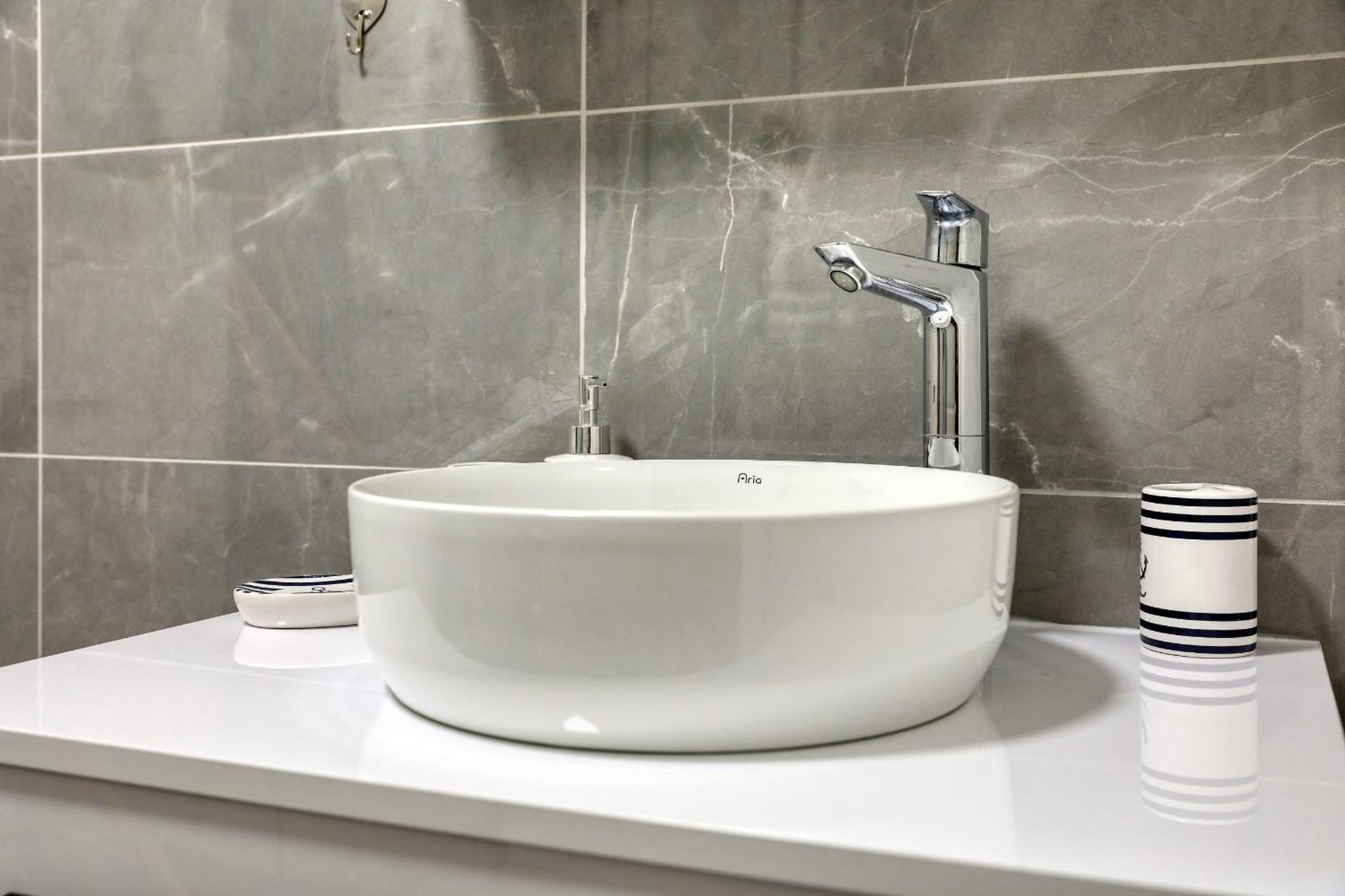 Apartment Relex With Pool & Jacuzzi Privlaka  Dış mekan fotoğraf