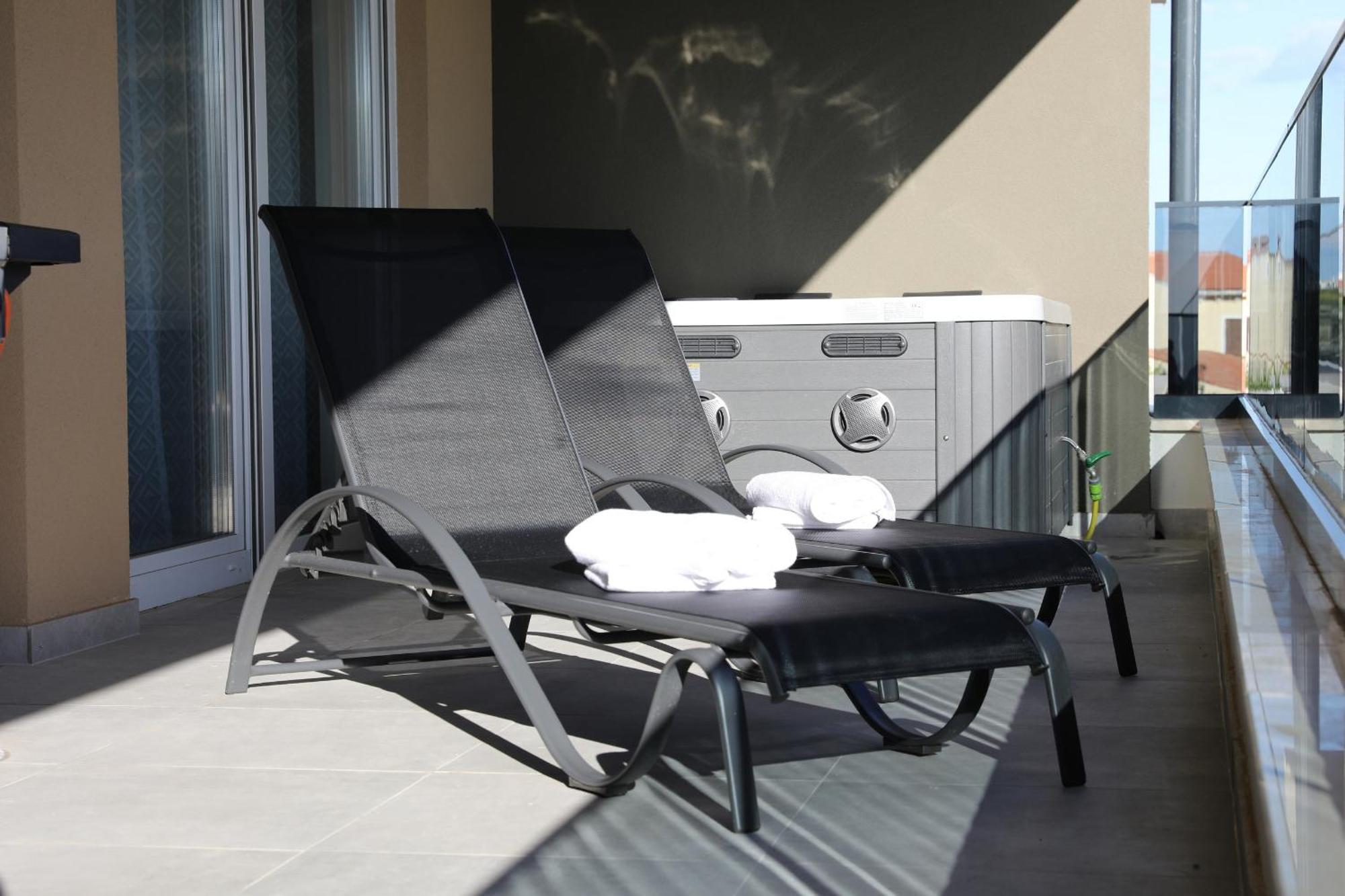Apartment Relex With Pool & Jacuzzi Privlaka  Dış mekan fotoğraf